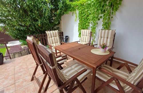 Heviz Apartment | 6RoomS HÉVÍZ-BALATON