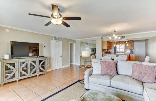 Fernandina Beach House | 6th Floor Updated and beautiful Oceanfront condo with balcony fishing pier