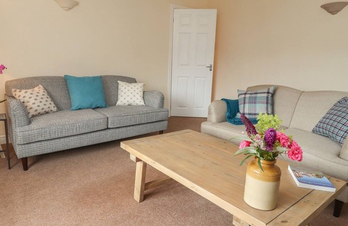 Ruthin Apartment | 7 A WELL STREET, with a garden in Ruthin