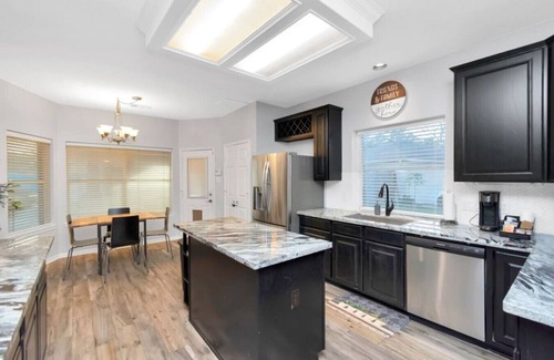 Barker Apartment | 7-Bedroom Hideaway, Pool: 25 Min to Downtown HT