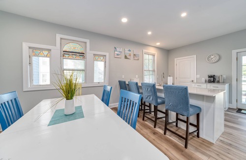 Cape May Court House House | 7 Bedroom | Pool | Volleyball | Beach | Restaurants | Bars