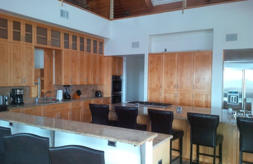 McNeil House | 7 Bedrooms 5 full bath & 2 1/2 Bath Lake Austin Estate