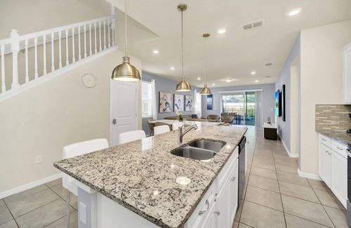 Davenport Boat Rental | 7 BEDS | 5.5 BATHS GamesRoom & Pool/spa 3907lana