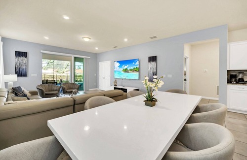 Davenport Boat Rental | 7 BEDS | 5.5 BATHS GamesRoom & Pool/spa 3907lana