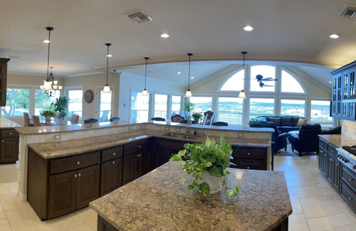 Spicewood House | 7 Beds 6 Bath + 1/2 Bath LUXURY LAKE HOUSE ESTATE