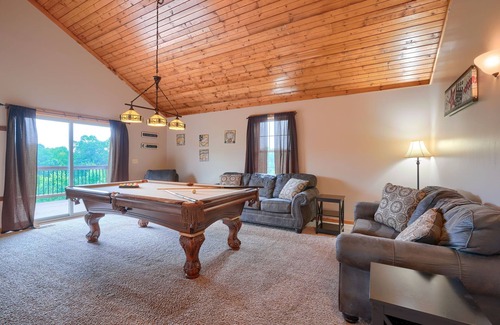 Rockbridge Cabin | 7 br pool lodge just 1 mile from Cantwell Cliffs!