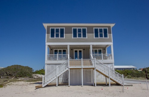 Fort Morgan House | 7 BR, sleeps 26! Awesome views!