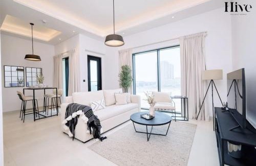 Jebel Ali Apartment | 7 By Aurora 305