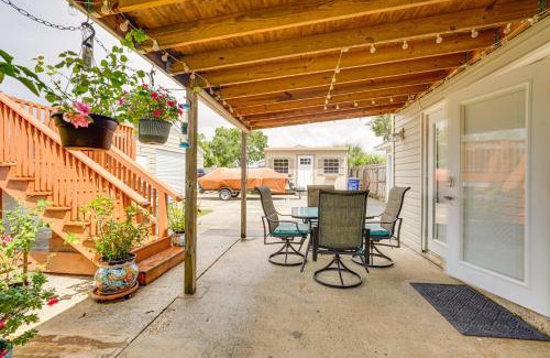 Panama City Apartment | 7 Mi PCB Beaches, Bays and Sunsets Getaway with Patio