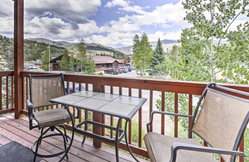 Grand Lake Apartment | 7 Mi to National Park Grand Lake Condo with Deck!