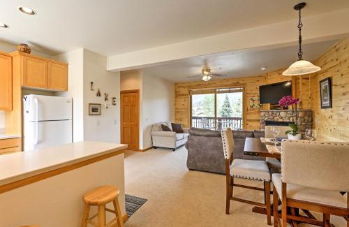 Grand Lake Apartment | 7 Mi to National Park Grand Lake Condo with Deck!