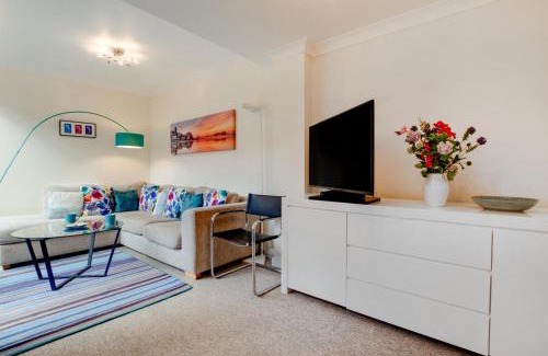 Cromer House | 7 Sea Mews