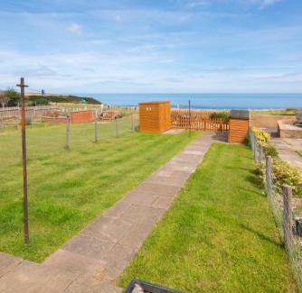 Hinderwell House | 7 The Bungalows