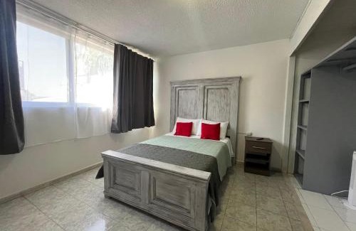 Leon Apartment | 7 VENATOR House Boutique