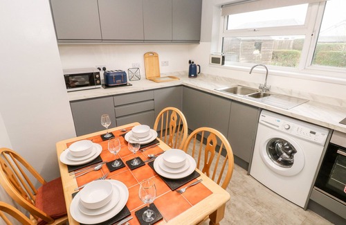 Simpson Cross House | 7 WEST HAVEN, pet friendly, with a garden in Roch