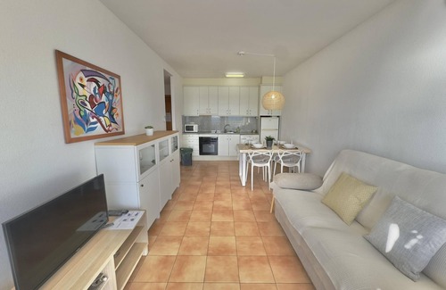 Almadraba-Canyelles Apartment | 7. Wonderful sea views with community pool