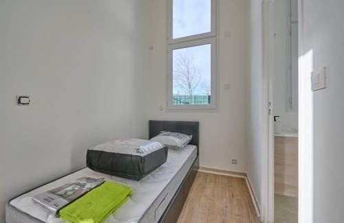 Cergy Cabin | 70 m² Private room ∙ 1 bedroom ∙ 1 guest