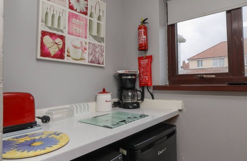 Thornton-Cleveleys House | 71 NUTTER ROAD, pet friendly, country holiday cottage in Cleveleys