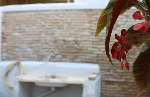 Piraeus Apartment | 73sq Apt near Athens and Piraeus port with backyard