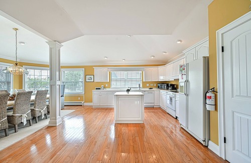 A-Zone House | 75 Ft from the Beach! Beach Block!