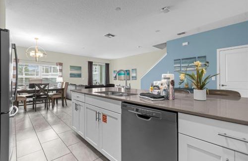 Four Corners House | 770PB Weekly Stay BR With Pool