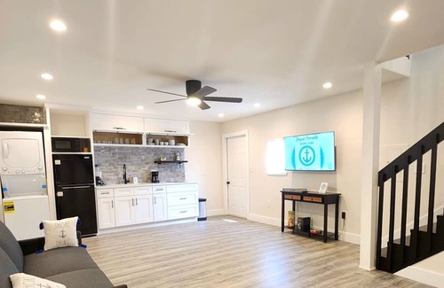 Clearwater Cabin | #79 The Summer Loft by Joyful Moments Vacations