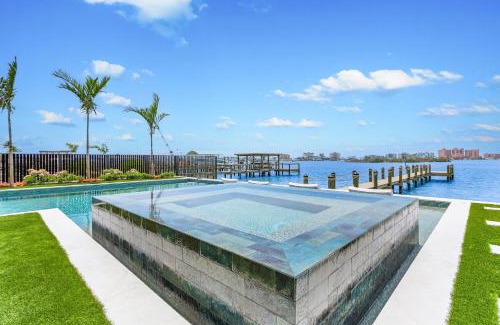 Fort Myers Beach House | 793 Shoreline Estate- 6BD 6BR, Luxurious Pool Home on The Water! home