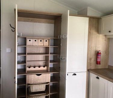 Cayton Bay Apartment | 8 BIRTH LODGE ON CAYTON BAY HOLIDAY PARK