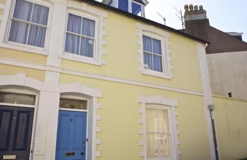 Salcombe House | 8 Church Street