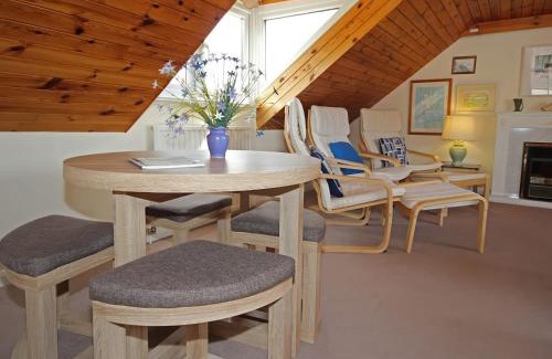 Salcombe House | 8 Church Street