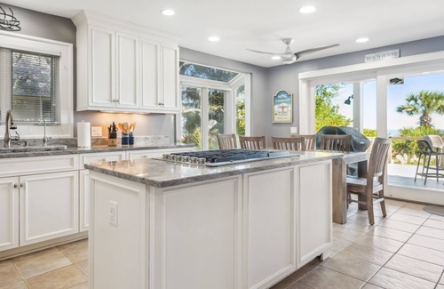 Palmetto Dunes House | 8 Dinghy - BOOK MEMORIAL WEEKEND - 4 Night Special in an Oceanfront Home!
