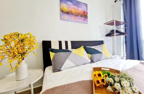 Kuala Lumpur Apartment | 8 Guest 3 Room OUG E3 Old Klang Bkt Jalil Pavilion Stadium Mid Valley Bangsar Puchong IOI