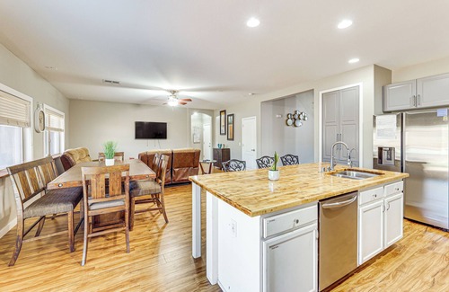 Casa Grande House | 8 Mi to Dtwn Casa Grande: Poolside Paradise!