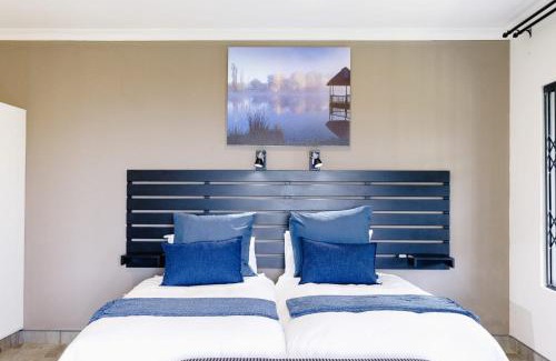 Umtentweni Bed & Breakfast | 8 On Eagle Bed & Breakfast Room 1
