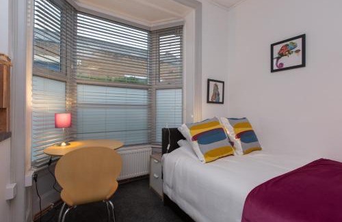 Crewe House | 8 Samuel Street
