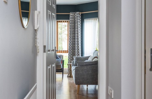 Ballycastle House | 8 The Abbey