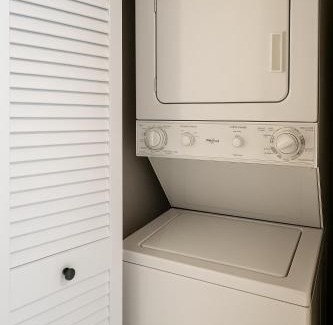 Downtown Cleveland Apartment | 804 - 1900 Euclid