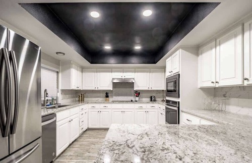 Raintree House | 806 Estate - 4BR/2BA - South Lubbock