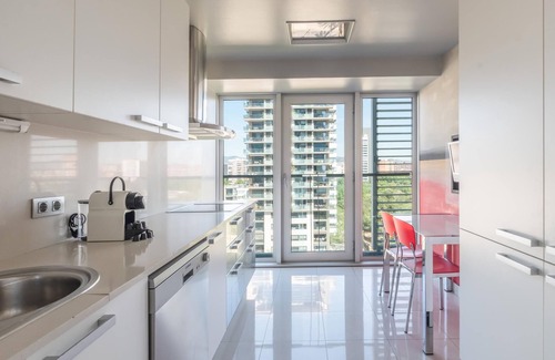 Diagonal Mar i el Front Maritim del Poblenou Apartment | 808 - Beachfront Apartment w/Pool