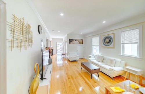 St. Marks Apartment | 82 - 3BR Boston - Stylish Stay near MBTA