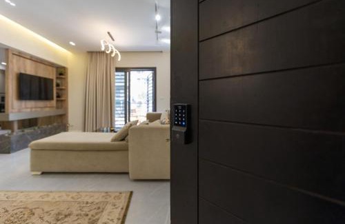 Madinaty Apartment | 83/17/3 · 5BR-4BATH Spacious Luxury Haven