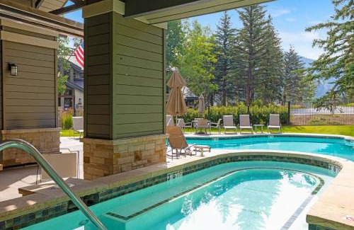 Avon Villa | 88 Ridge Point