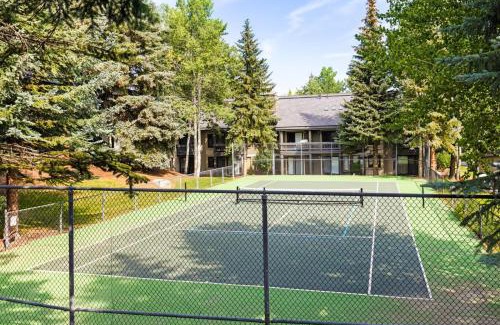 Avon Villa | 88 Ridge Point