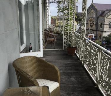 Haverfordwest House | 8a Spring Gardens