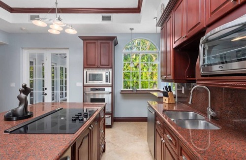 Coral Gables Section House | 8BR Majestic Pool Paradise