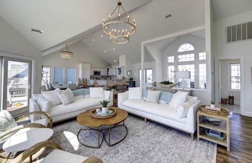Frisco House | 8BR Oceanfront in OBX w/Heated Pool & Hot Tub!