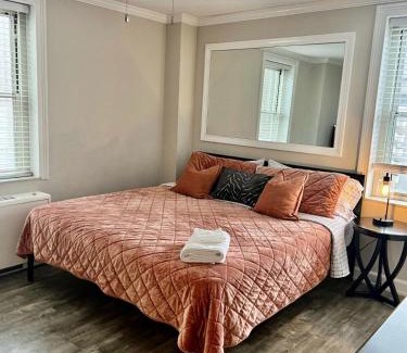 Downtown Atlanta House | 8N - Stylish 1 BD 1 BA condo in Downtown Atlanta