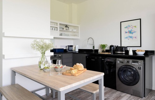 Crantock Apartment | 9 Beachview - apartment in Crantock sleeps 4 guests in 2 bedrooms
