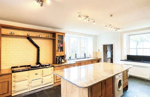 Kirknewton Cottage | 9 bedroom accommodation in Kirknewton, near Edinburgh