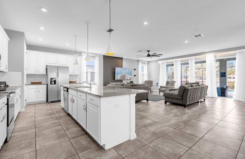 Kissimmee House | 9 Bedrooms/6 Bathrooms/Solara (8901 CB)